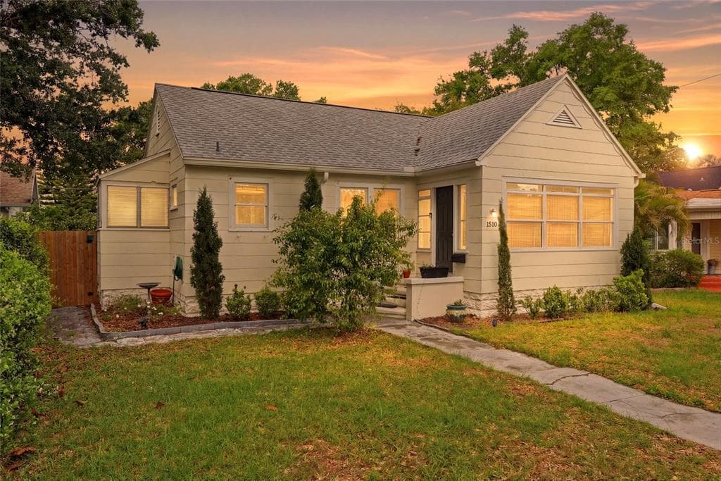 1510 14TH STREET N ST PETERSBURG, FL 33704