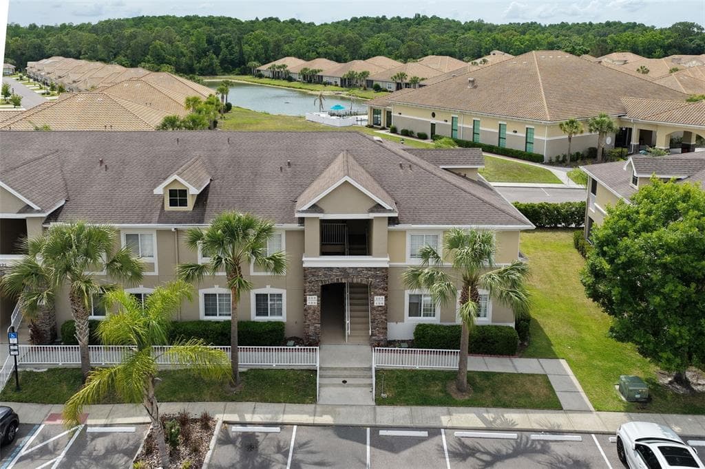 1195 GODAVARI WAY UNIT 105 WESLEY CHAPEL, FL 33543
