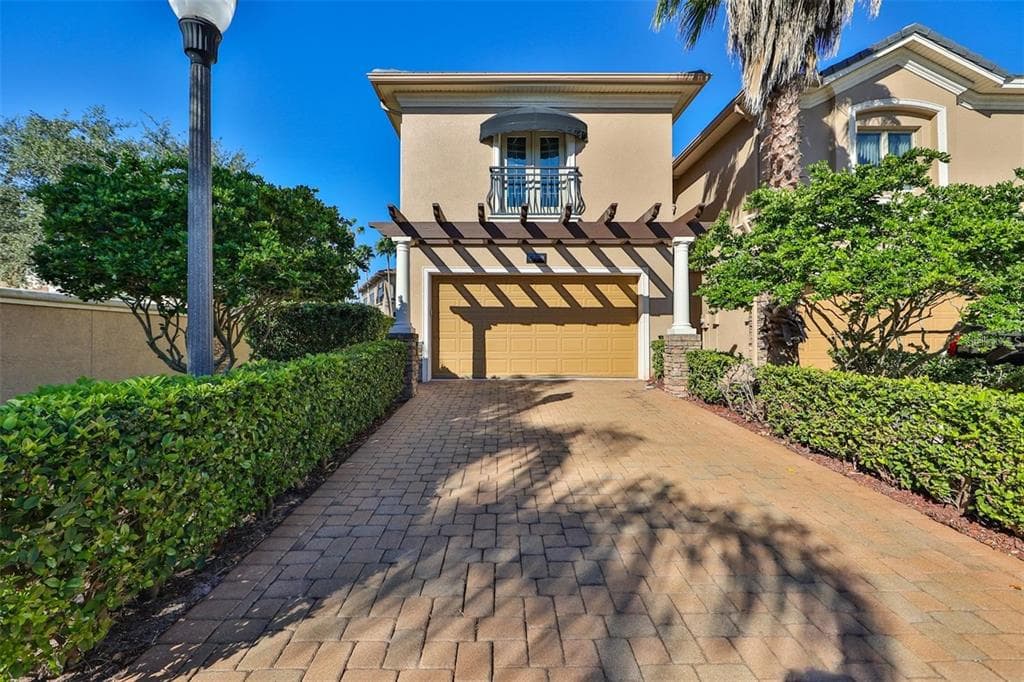 602 SAXONY BOULEVARD ST PETERSBURG, FL 33716