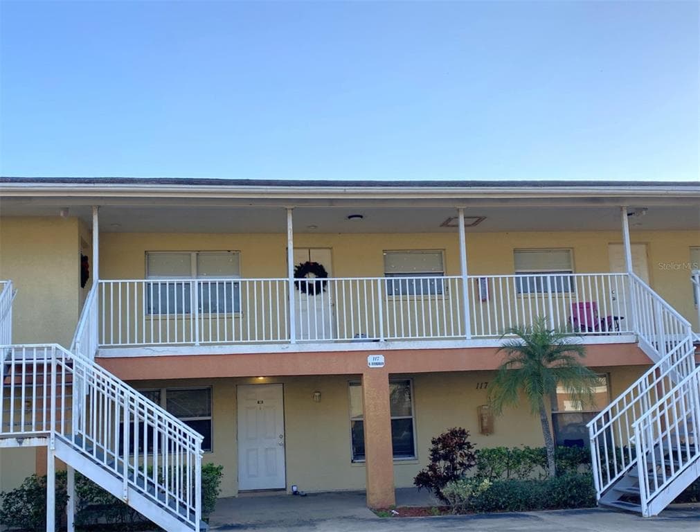 117 N EVERGREEN AVENUE UNIT 102 CLEARWATER, FL 33755