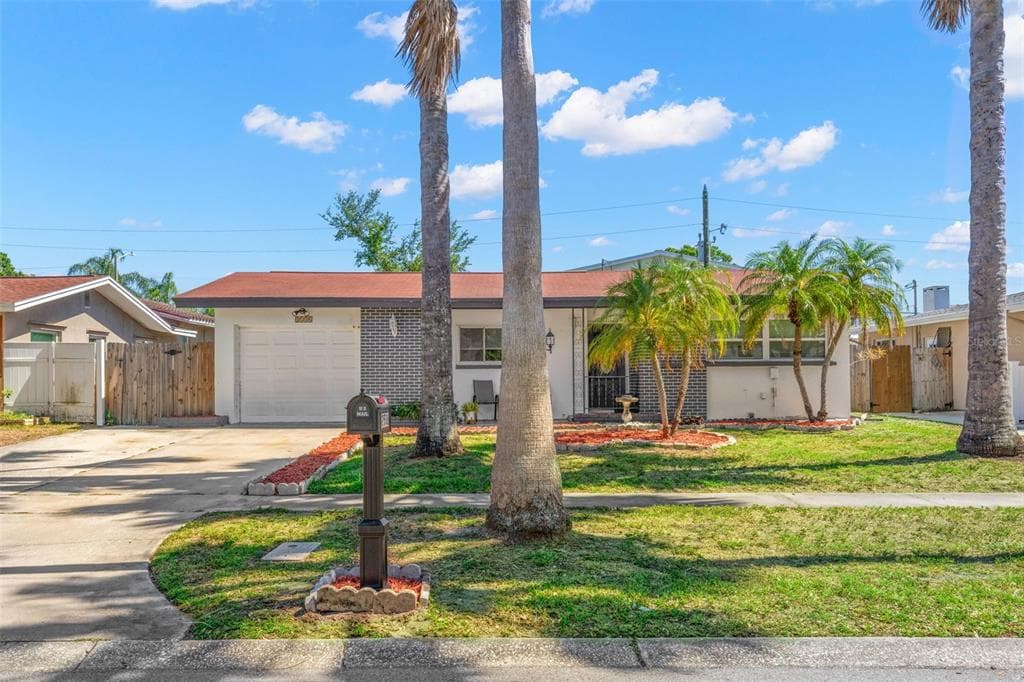 2536 KEENE PARK DRIVE LARGO, FL 33771