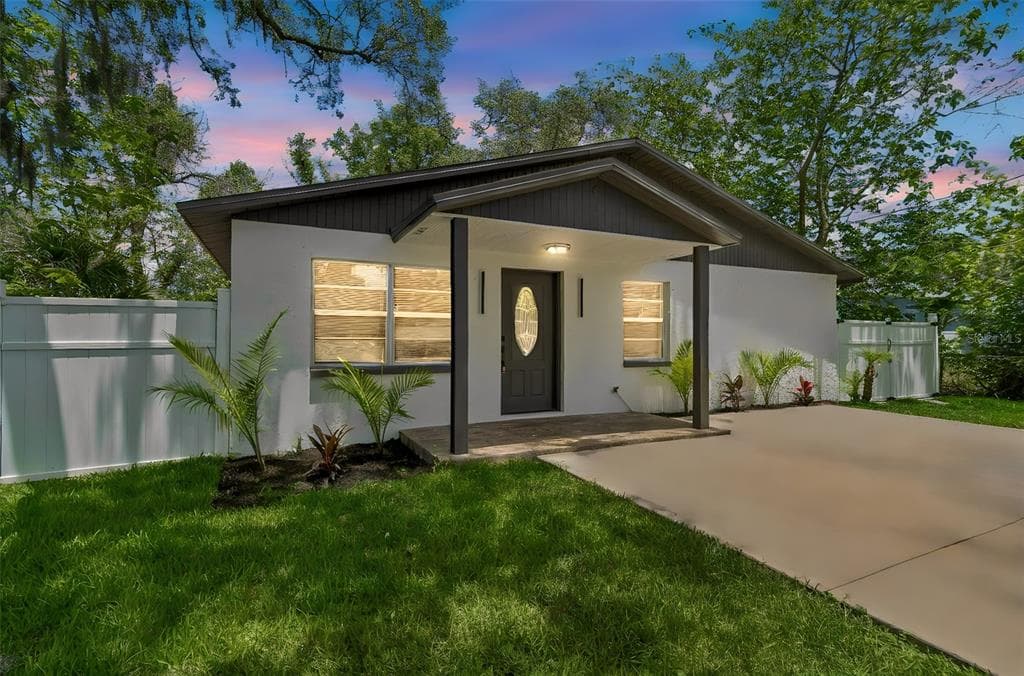 1105 W YUKON STREET TAMPA, FL 33604