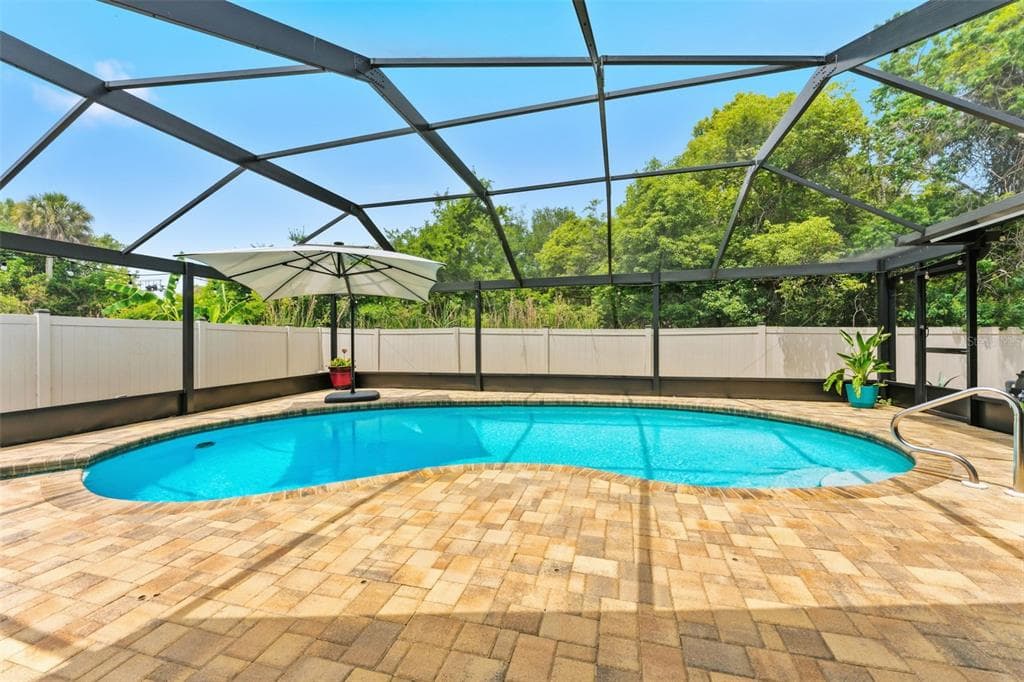 1138 PELICAN PLACE SAFETY HARBOR, FL 34695