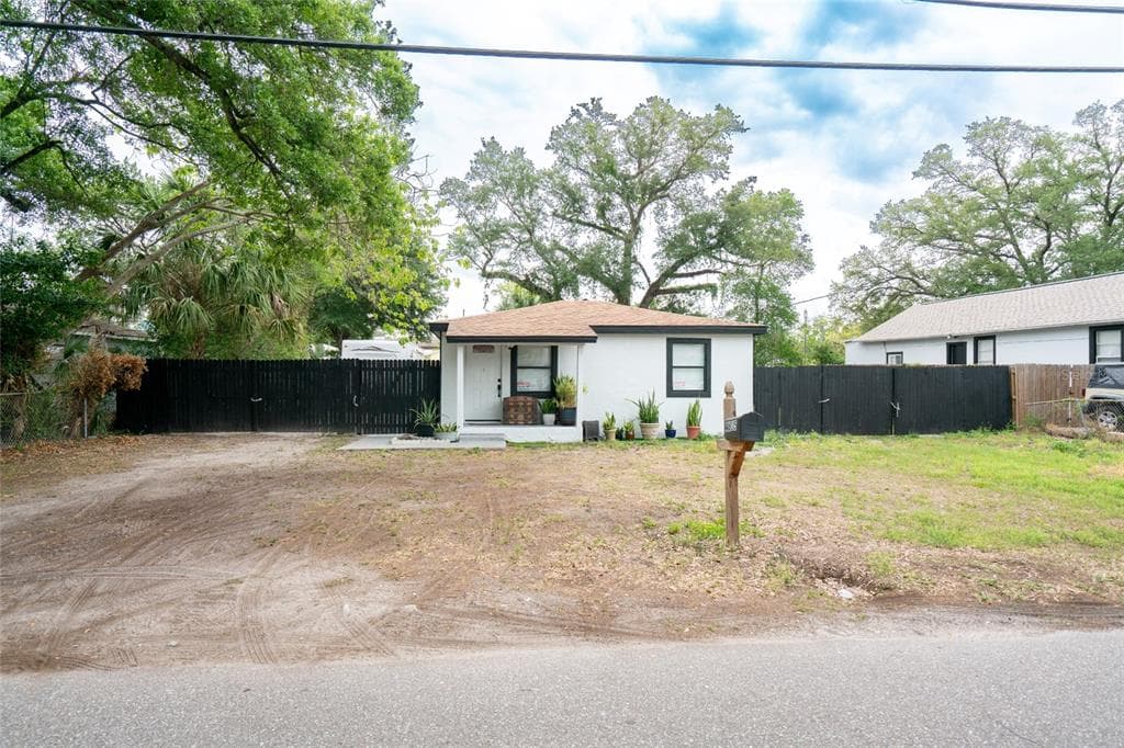 4615 WEBSTER STREET TAMPA, FL 33610