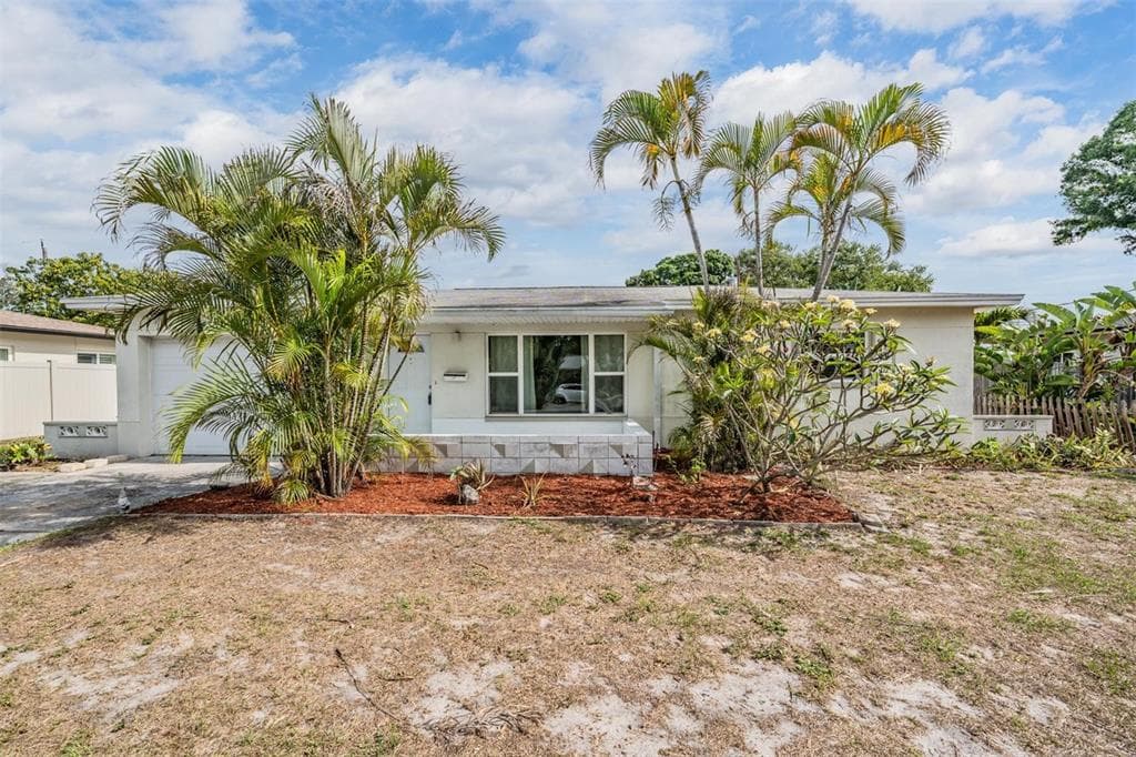 4357 32ND AVENUE N ST PETERSBURG, FL 33713