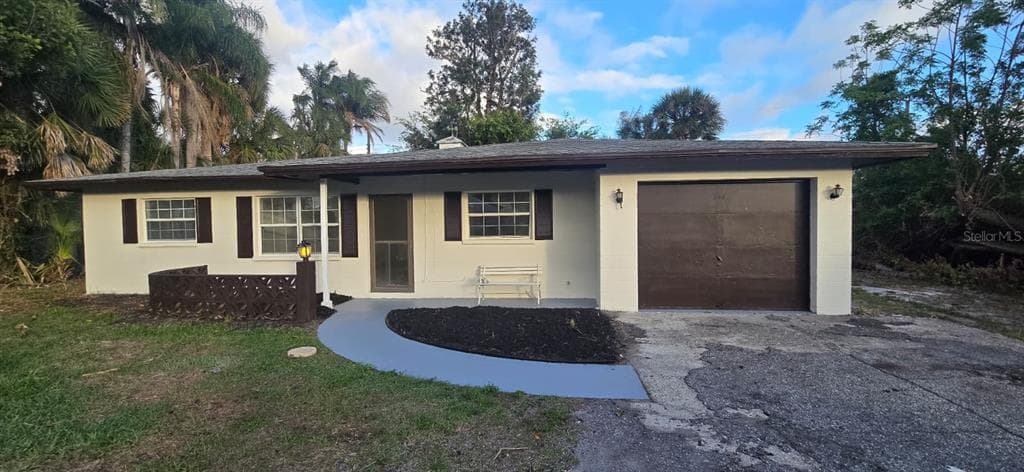 345 S VENICE BOULEVARD VENICE, FL 34293