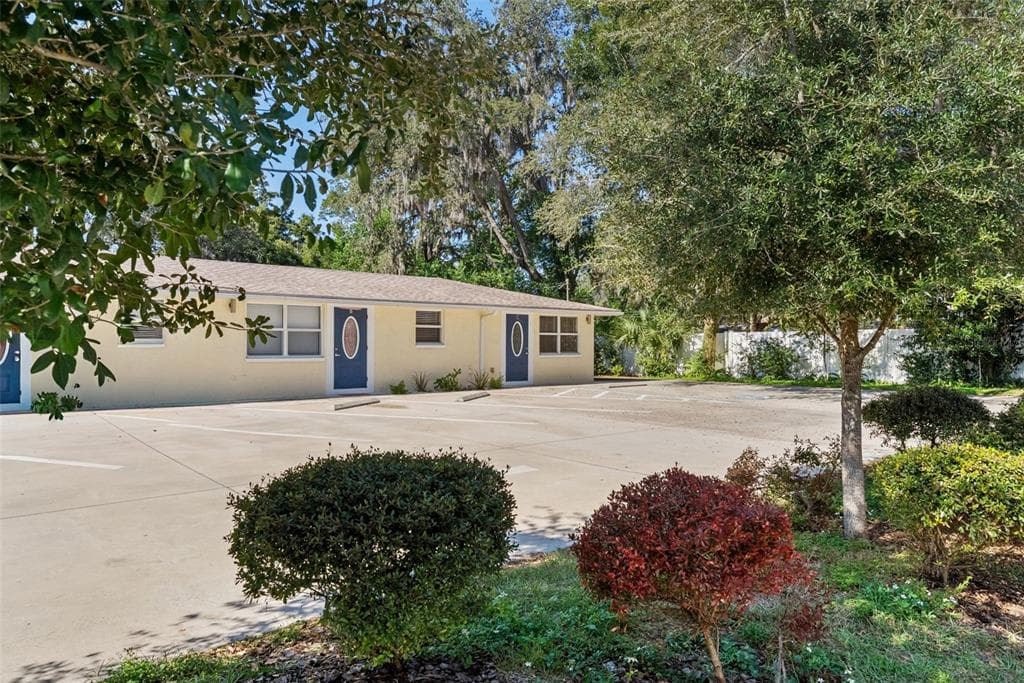 12410 N 59TH STREET UNIT B TAMPA, FL 33617