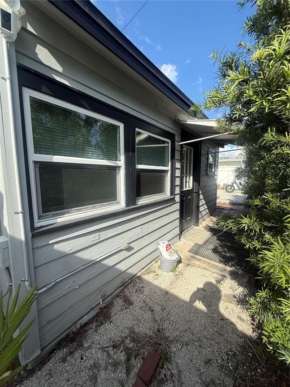 2606 1ST AVENUE S ST PETERSBURG, FL 33712