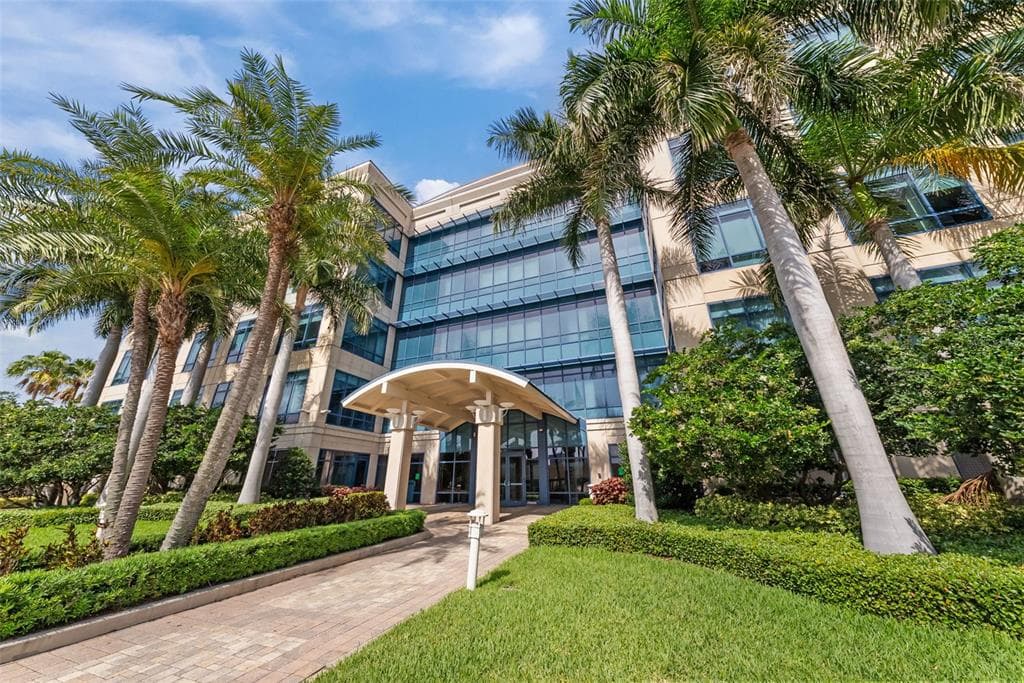 5550 W EXECUTIVE DRIVE UNIT 250 TAMPA, FL 33609