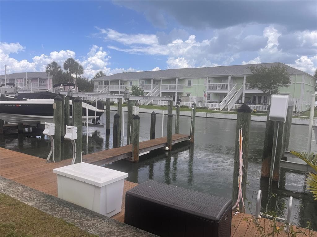 0 BEACH DRIVE SE UNIT 151SS ST PETERSBURG, FL 33705