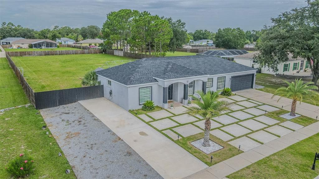 12121 COLONIAL ESTATES LANE