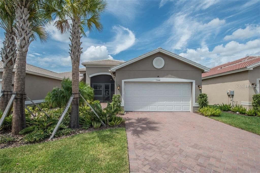 15646 AURORA LAKE CIRCLE WIMAUMA, FL 33598