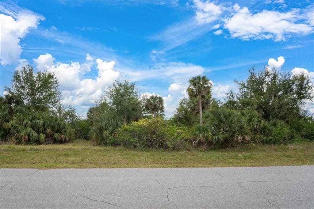 116 APRIL ROAD ROTONDA WEST, FL 33947