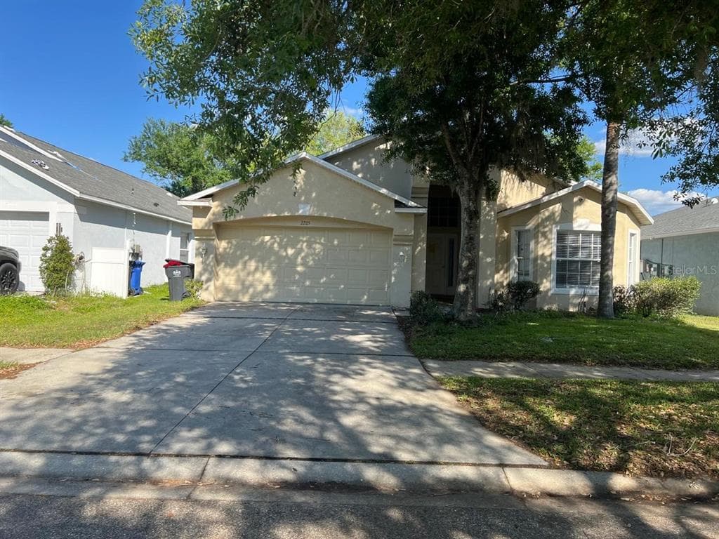 2205 ROANOKE SPRINGS DRIVE