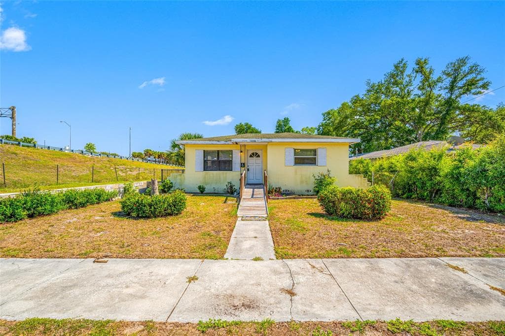 3246 20TH AVENUE S ST PETERSBURG, FL 33712