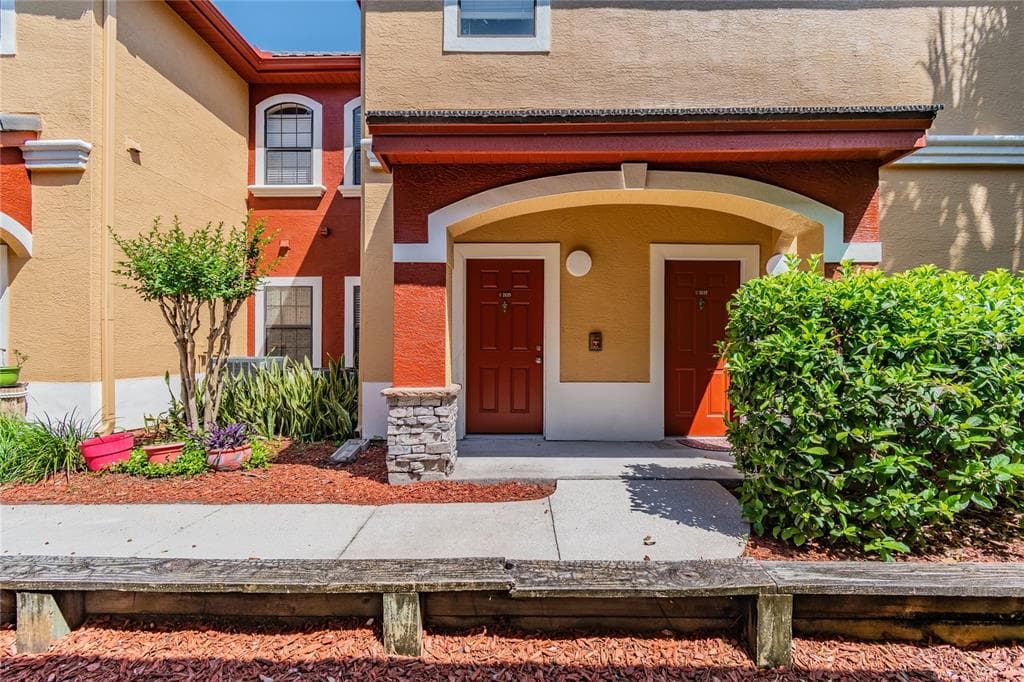 2265 PORTOFINO PLACE UNIT 21-212 PALM HARBOR, FL 34683