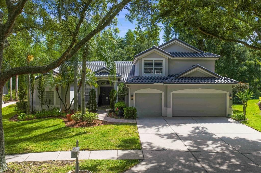 10237 GARDEN ALCOVE DRIVE TAMPA, FL 33647