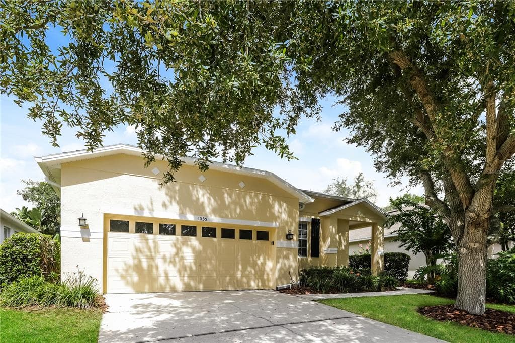 1035 CLEARPOINTE WAY LAKELAND, FL 33813