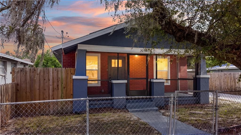 2623 E 38TH AVENUE TAMPA, FL 33610