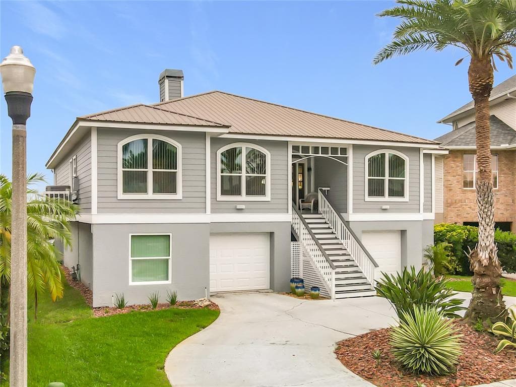 2021 NORTH POINTE ALEXIS DRIVE TARPON SPRINGS, FL 34689