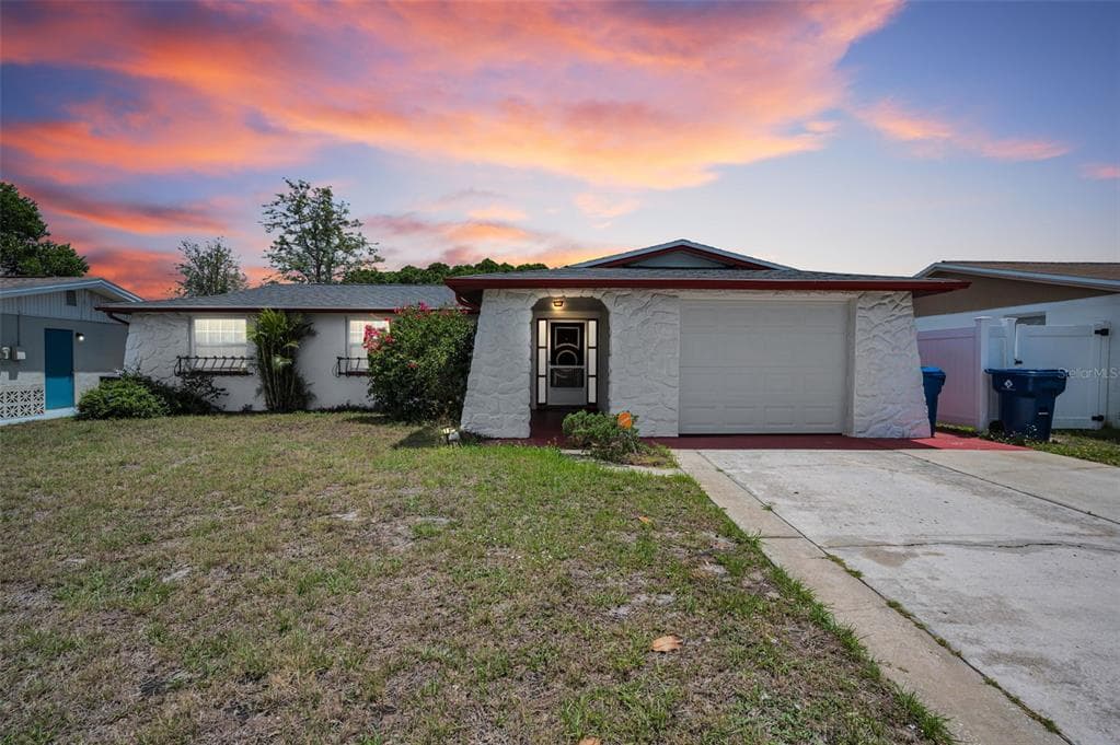6136 11TH AVENUE NEW PORT RICHEY, FL 34653
