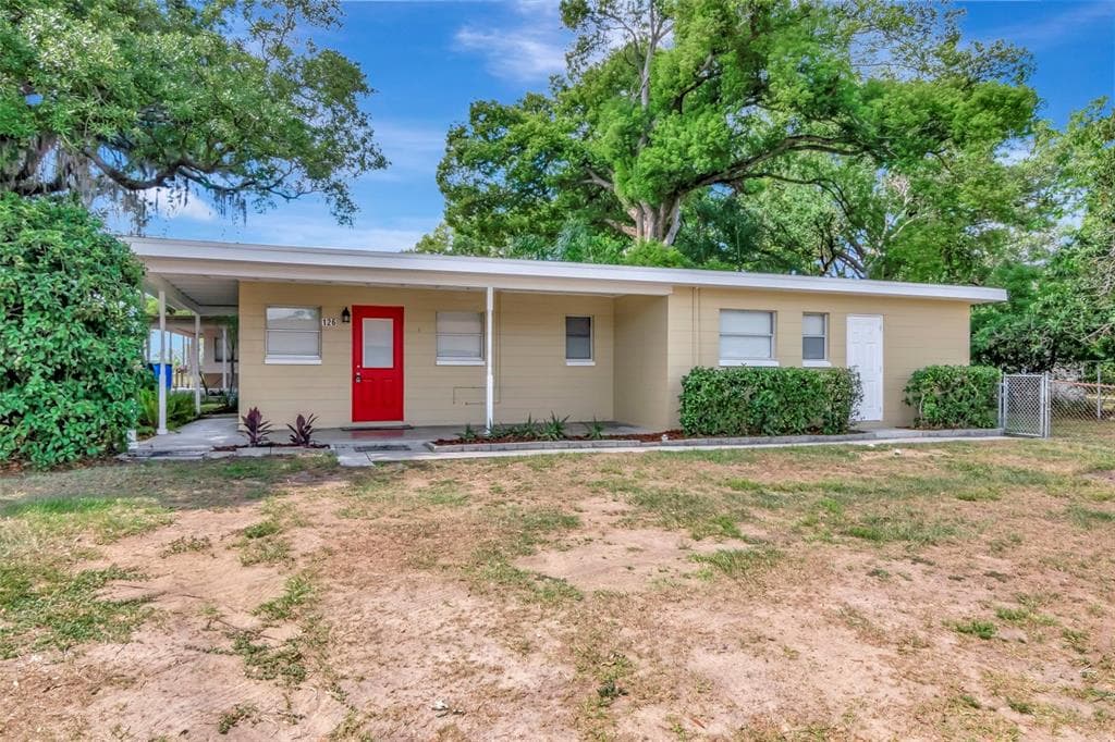 126 KINGSWAY ROAD BRANDON, FL 33510