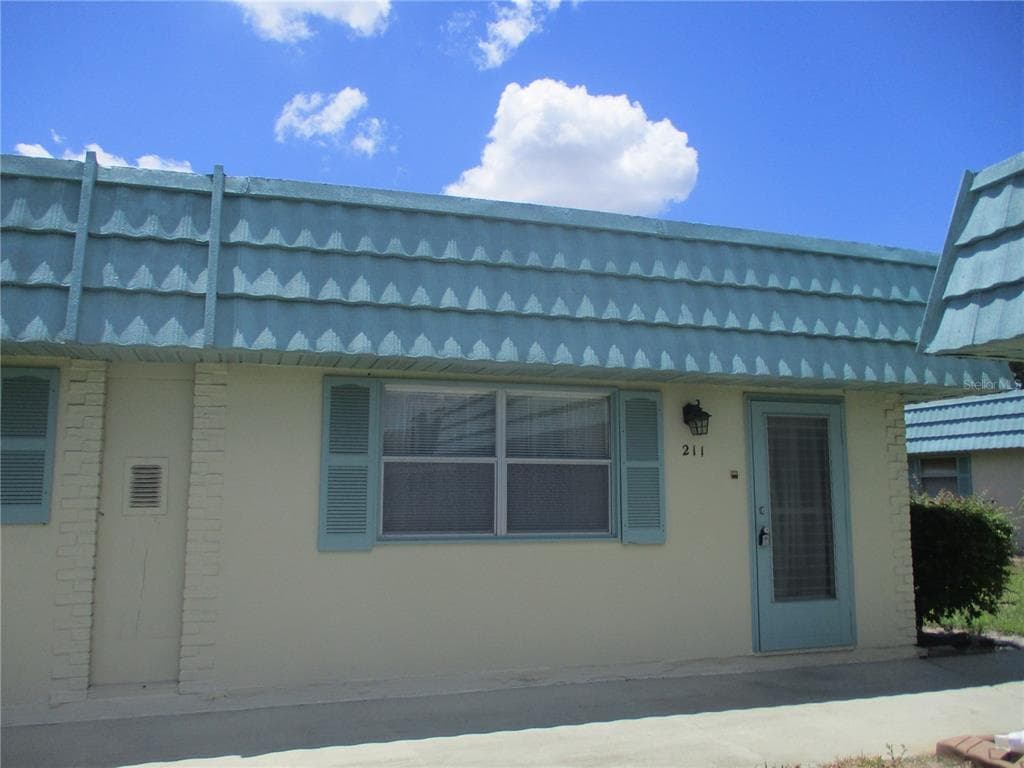 101 CAMBRIDGE TRAIL UNIT 211