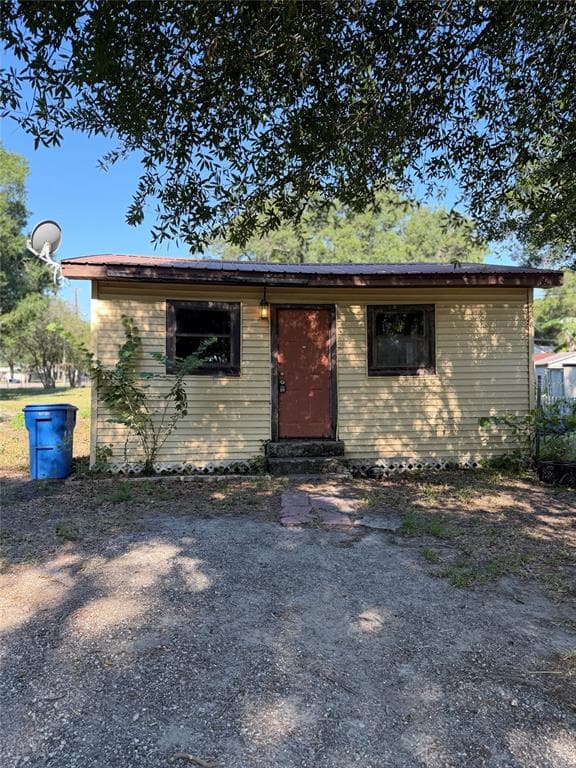 10114 E COLUMBUS DRIVE TAMPA, FL 33619
