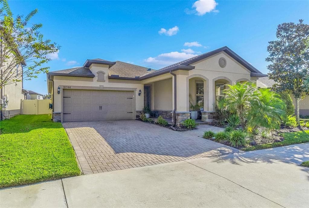 18744 BIRCHWOOD GROVES DRIVE LUTZ, FL 33558