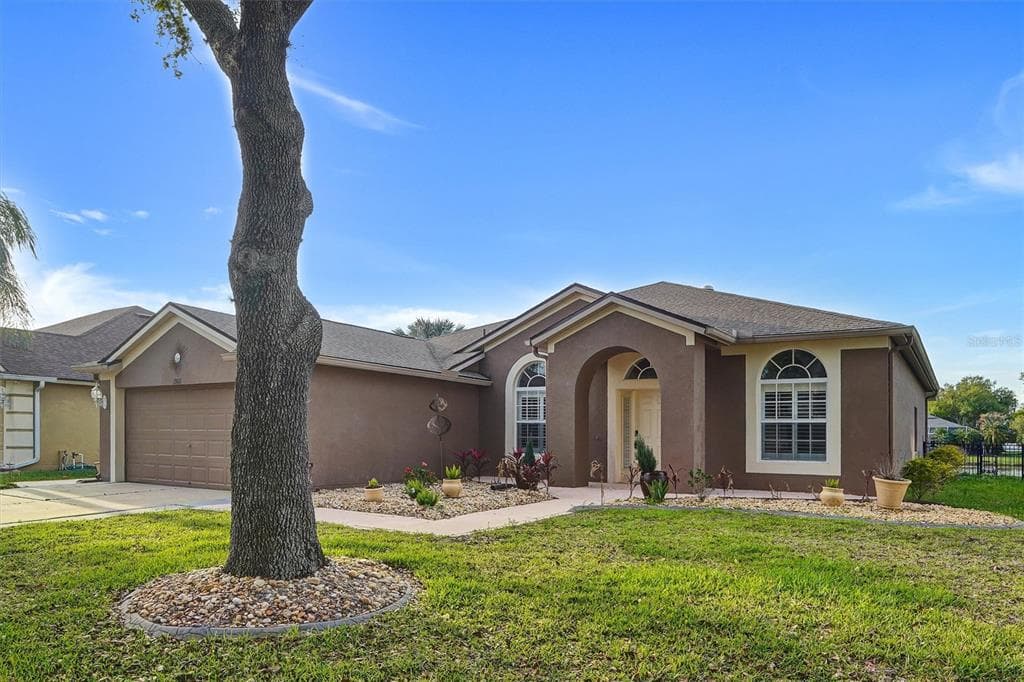 19111 FERN MEADOW LOOP LUTZ, FL 33558