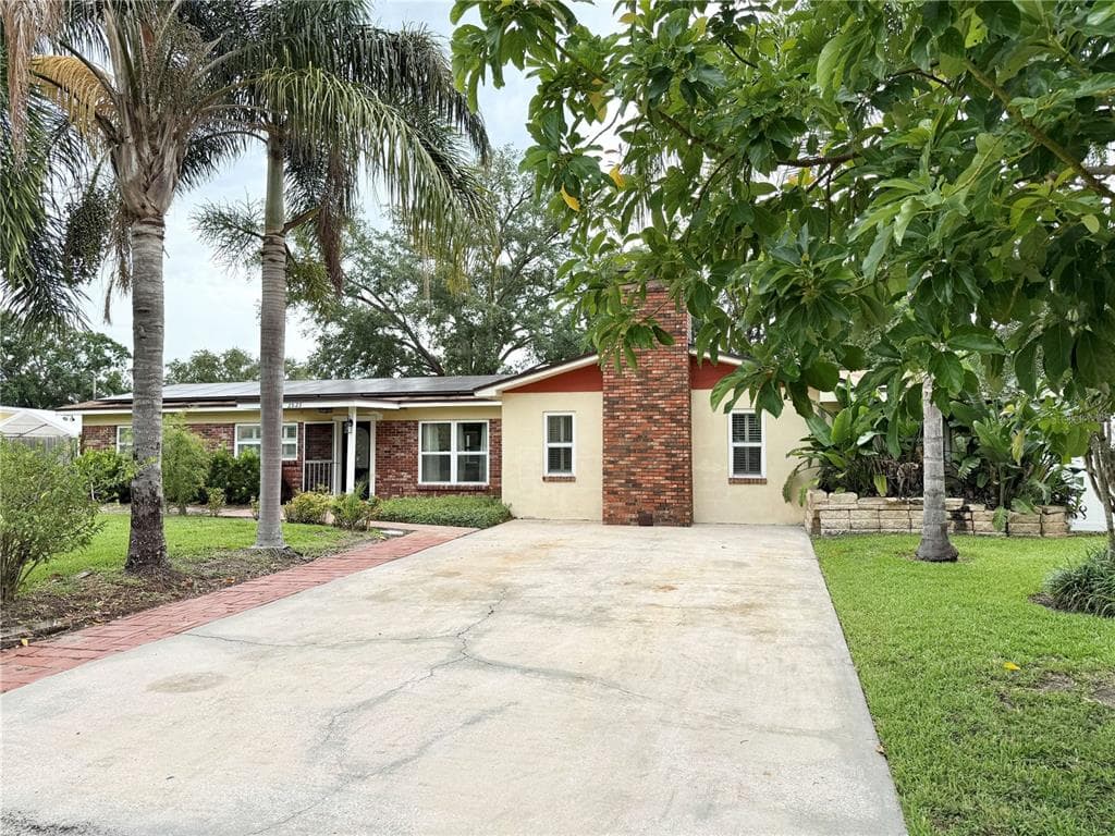 2523 KRUEGER LN TAMPA, FL 33618