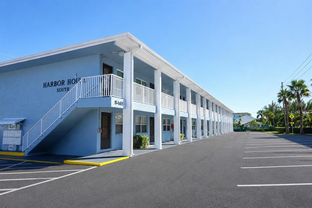8465 W GULF BOULEVARD UNIT 52