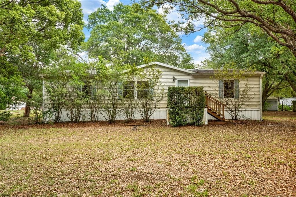 3804 PINTO LANE ZEPHYRHILLS, FL 33541