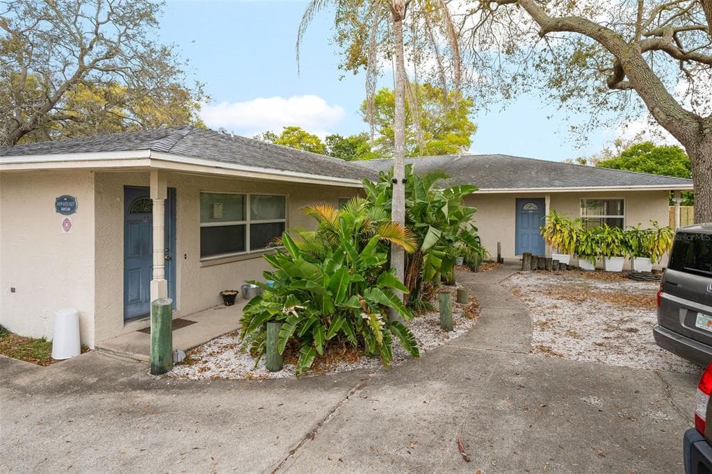 1419 ARIES LANE UNIT 1423 CLEARWATER, FL 33755