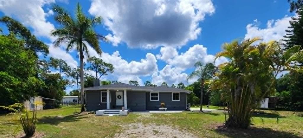 9082 ACORN BOULEVARD PUNTA GORDA, FL 33982