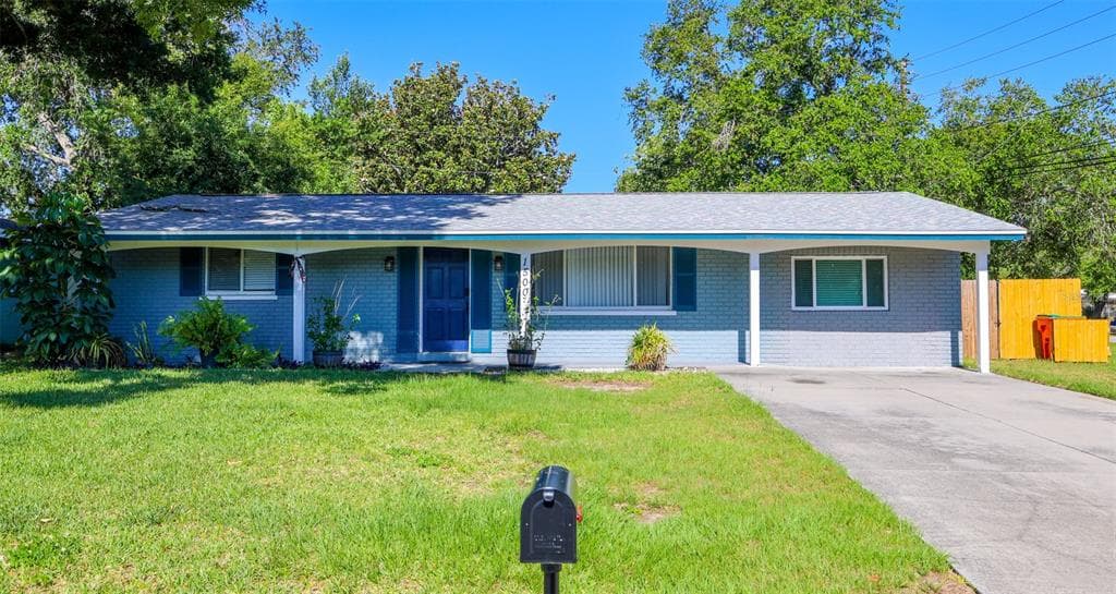 1500 LAUREL CIRCLE CLEARWATER, FL 33756