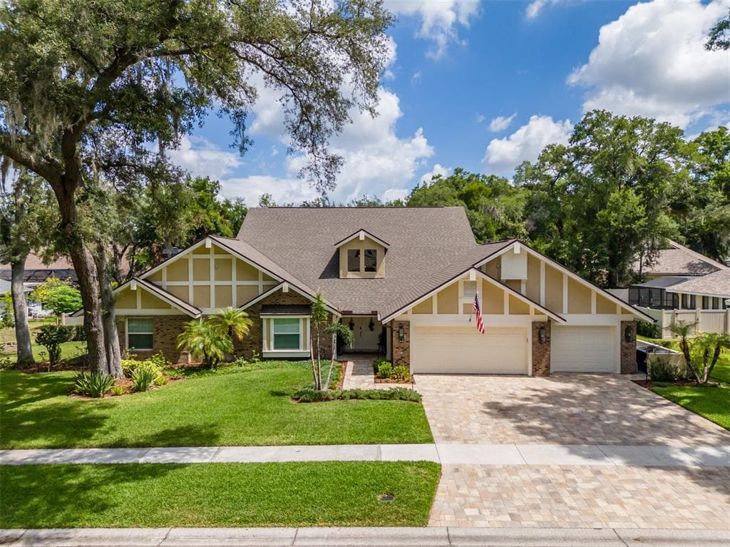 125 BARRINGTON DRIVE