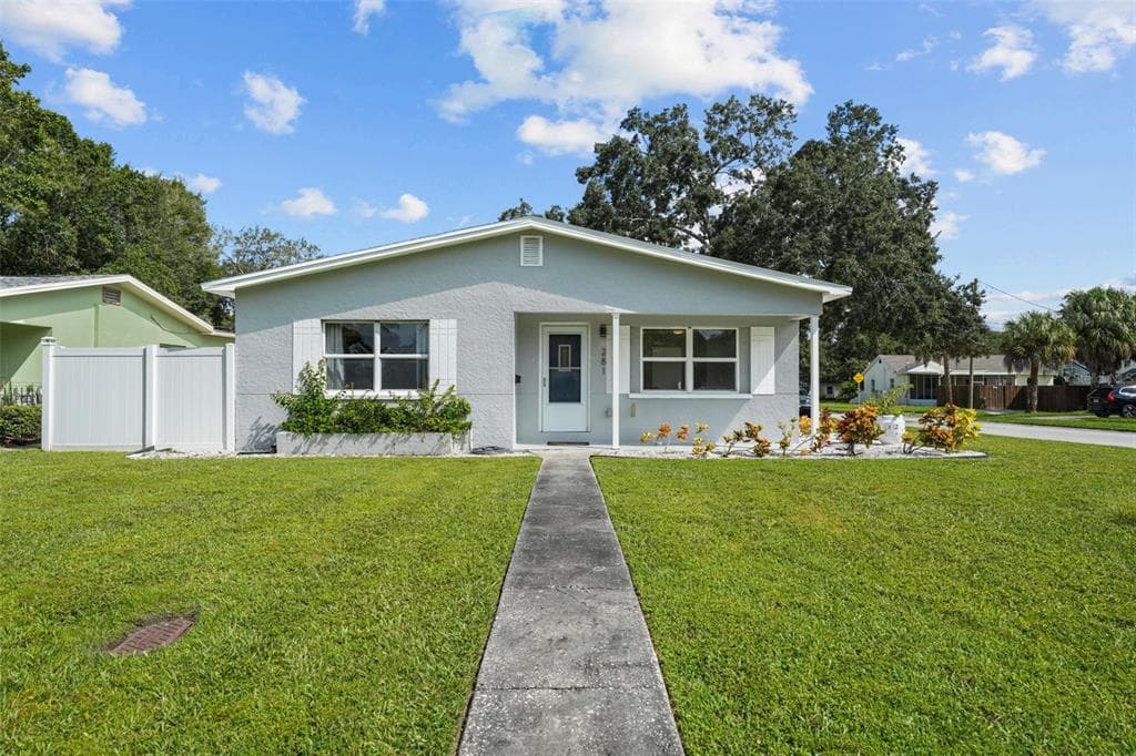 281 38TH AVENUE NE ST PETERSBURG, FL 33704