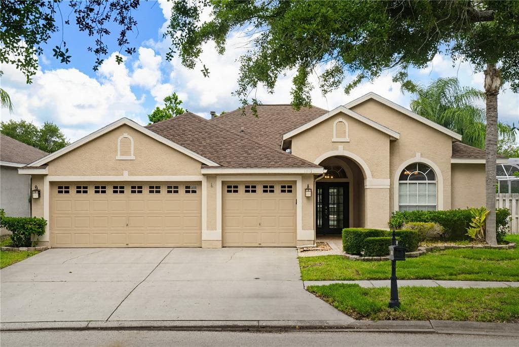 10115 KINGSBRIDGE AVENUE TAMPA, FL 33626