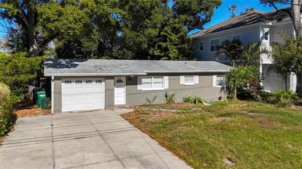 4513 W GRAY STREET TAMPA, FL 33609