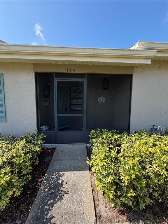2131 RIDGE ROAD S UNIT 135 LARGO, FL 33778