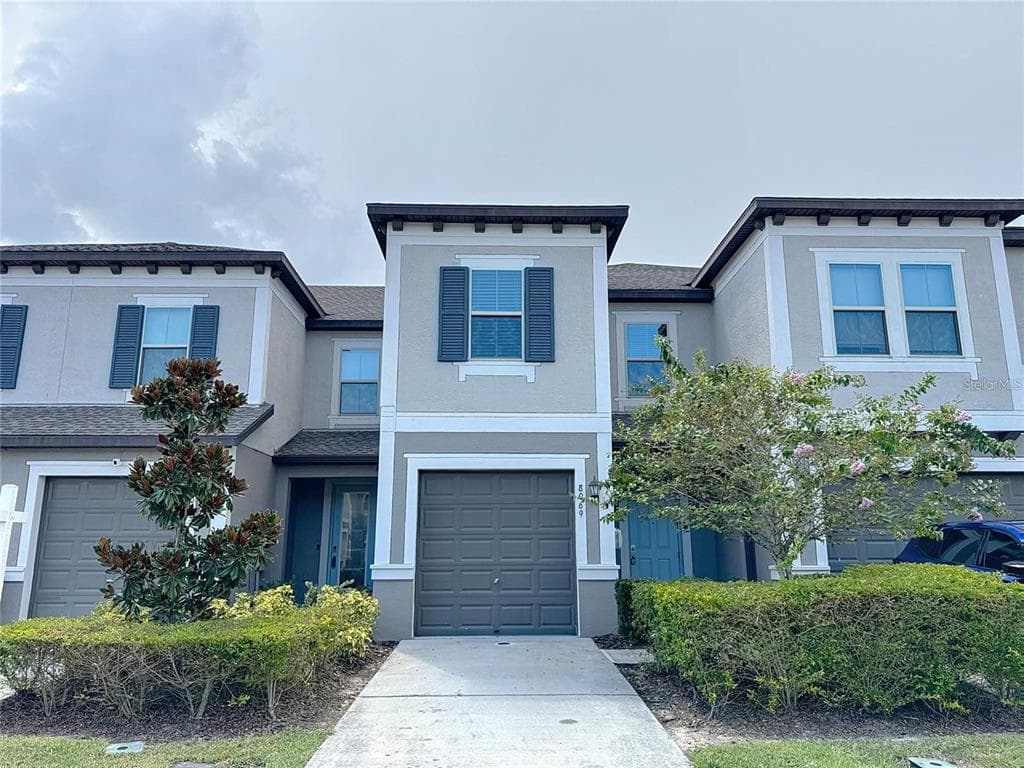 8069 ROLLING SHELL TRAIL WESLEY CHAPEL, FL 33545