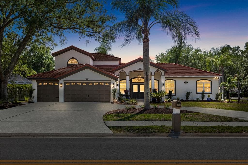 1534 E LAKE WOODLANDS PARKWAY