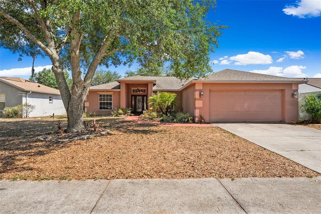 127 WINSTON MANOR CIRCLE SEFFNER, FL 33584