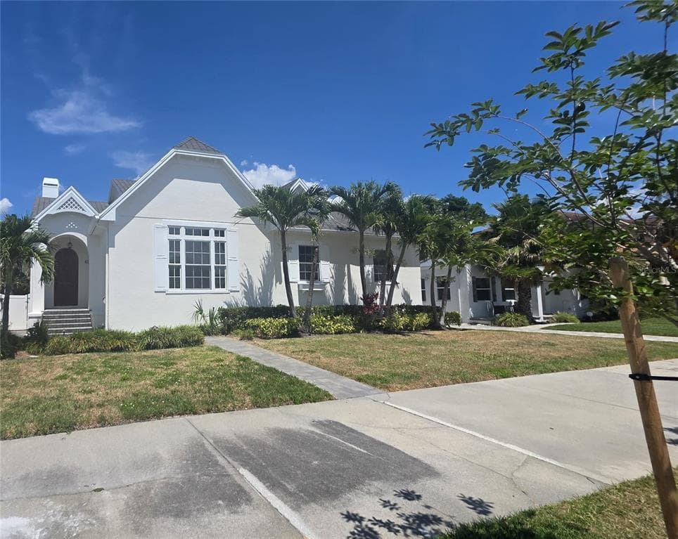 415 E DAVIS BOULEVARD TAMPA, FL 33606