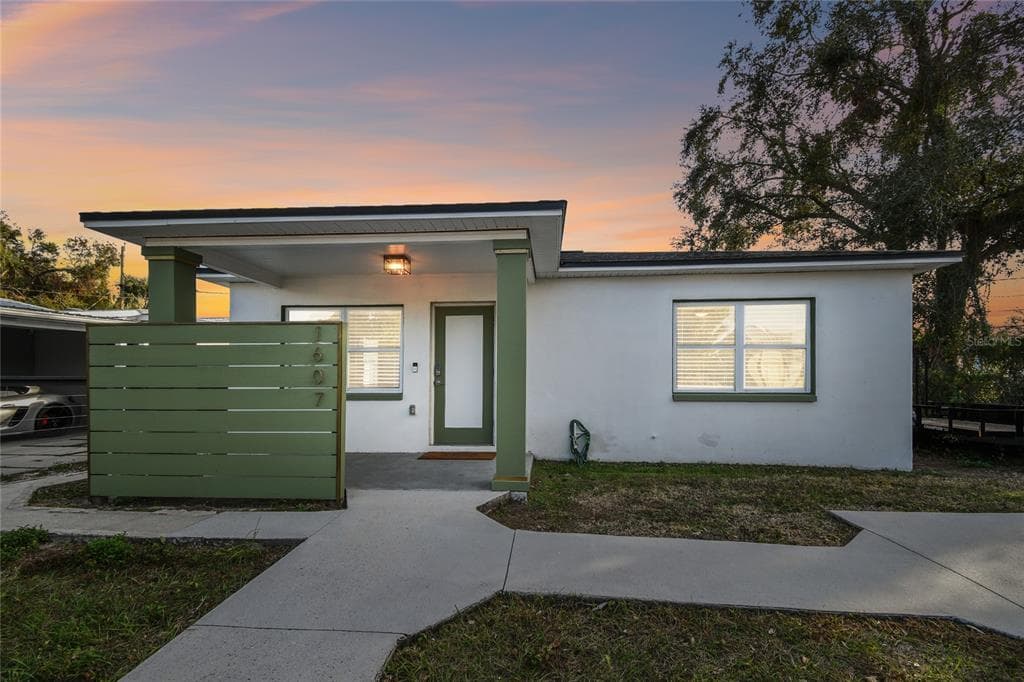 1607 E 18TH AVENUE TAMPA, FL 33605