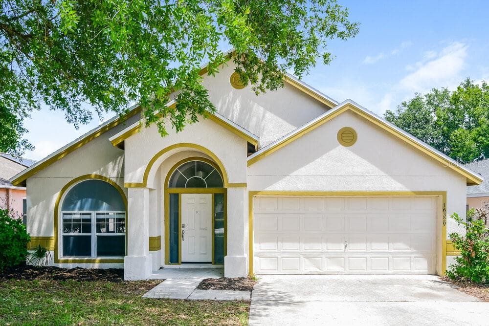 16329 COOPERS HAWK AVENUE CLERMONT, FL 34714