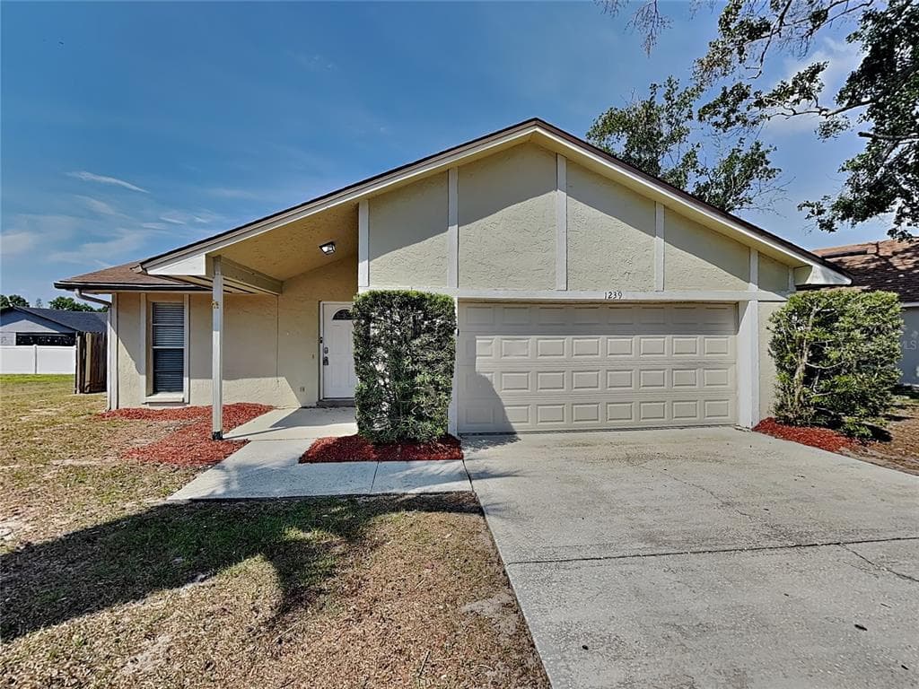 1239 LA MESA AVENUE WINTER SPRINGS, FL 32708