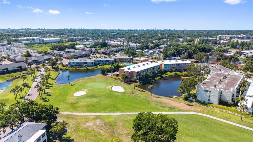 225 COUNTRY CLUB DRIVE UNIT B221 LARGO, FL 33771