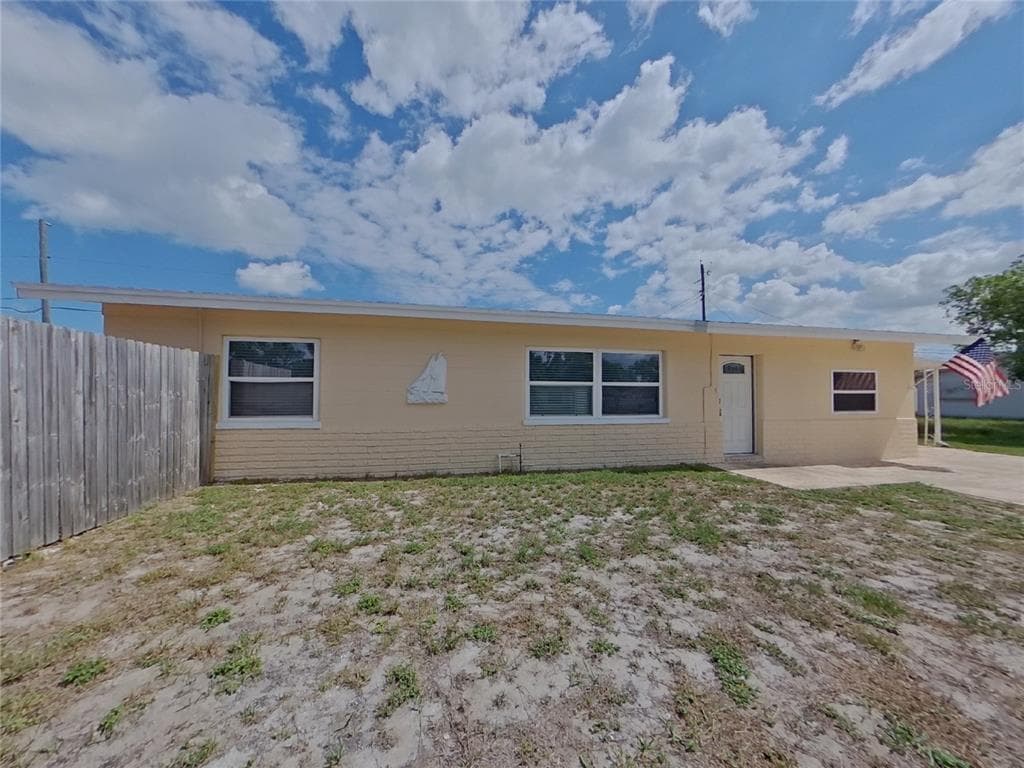 10887 111TH PLACE N LARGO, FL 33778